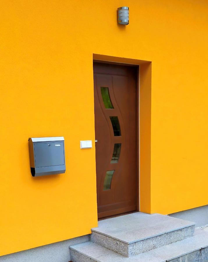 Ferienwohnung Atzbach Екстер'єр фото